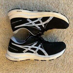 ASICS Gel Contend 7 WW Size 10